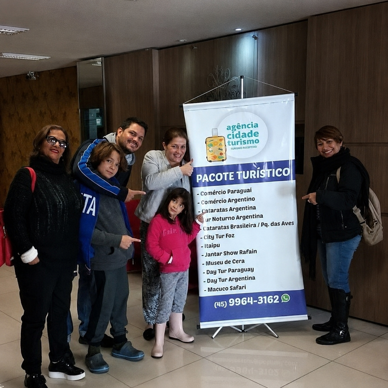 Clientes em passeio com a Cidade Turismo Iguassu